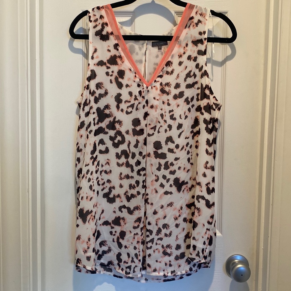 Like new, medium, Vince Camuto blouse